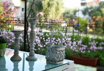 Foteini Rooms has Balcony rooms