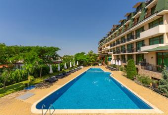 Hotel Julia has Balcony rooms