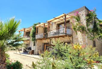 Eco Farm Boutique Hotel has Balcony rooms