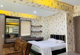 Apartemen Cibubur Village by Raja Sulaiman Property has Balcony rooms