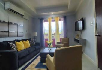 Paradise Haven at Annette Crescent has Balcony rooms