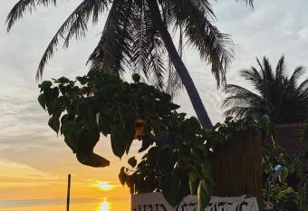 Munchies Bungalows has Balcony rooms