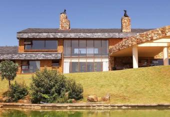 Amberley Mountain Reserve has Balcony rooms