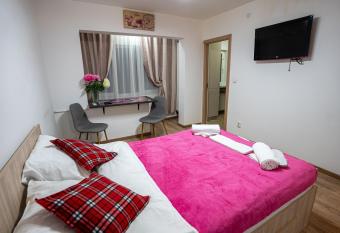 D&O Meziad allows 18 year olds to book a room