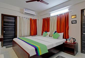 FabHotel Ashraya Inn allows 18 year olds to book a room