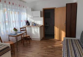 Vikrimp allows 18 year olds to book a room