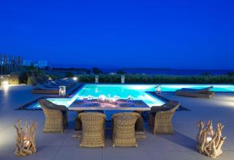 Luxury Paros Villas De Luxe Villa Sea View Private Pool 4 BDR Tserdakia has Balcony rooms