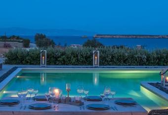 Luxury Paros Villa Superior Villa Private Pool Stunning Interior 7 BDR Tserdakia has Balcony rooms