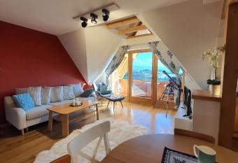 Apartament z Widokiem has Balcony rooms