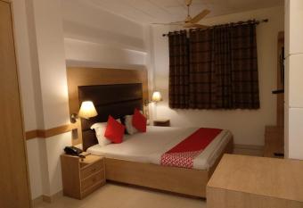 Hotel Arina Inn has Balcony rooms