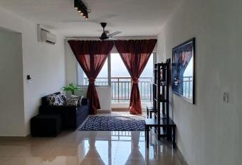 Apartment Servis UITM Puncak Alam has Balcony rooms