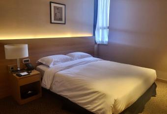 Summit Hotel Dongdaemun has rooms with a private hot tub