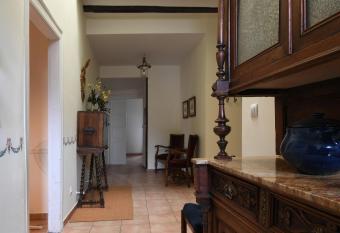 Solar de Quintano has Balcony rooms