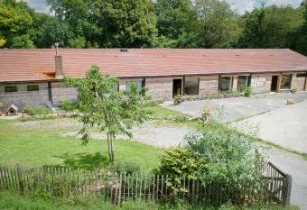 L App Art des Ateliers Gerny has Balcony rooms