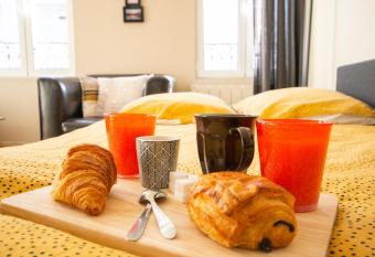 Game Time - Appartement lumineux et tout confort allows 18 year olds to book a room