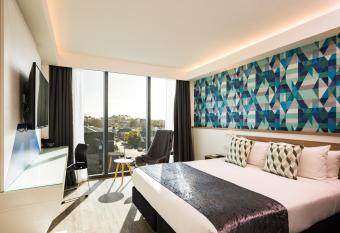 Carnmore Hotel Christchurch allows 18 year olds to book a room