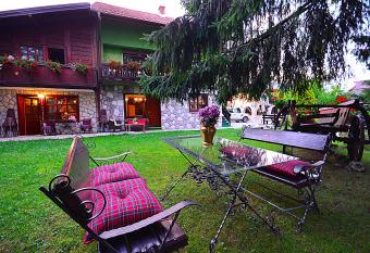 Villa Miris Dunja has Balcony rooms