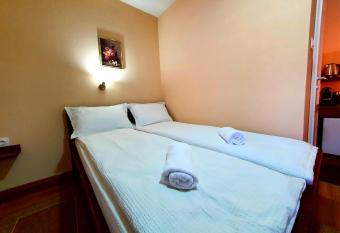 Vir  g Panzi   allows 18 year olds to book a room