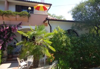 Apartments Barbara has Balcony rooms