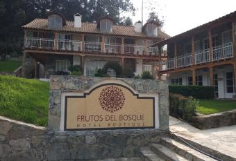 Hotel Frutos del Bosque has Balcony rooms