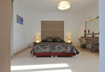 Luxury Paros Villa Villa Thalassa 1-bedroom Villa with Sea View Naousa has Balcony rooms