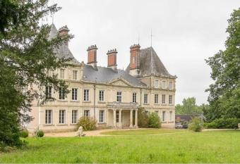 Chateau L  Escale allows 18 year olds to book a room