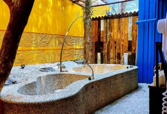 Youran Villa has Balcony rooms