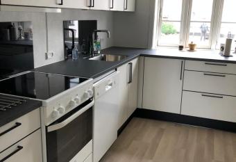 BrusaaUdlejning allows 18 year olds to book a room