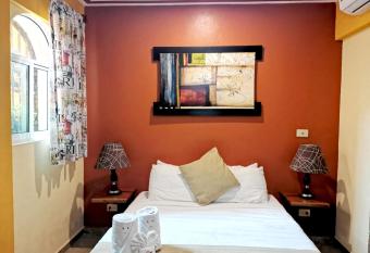 Hotel Casa Mallorca allows 18 year olds to book a room