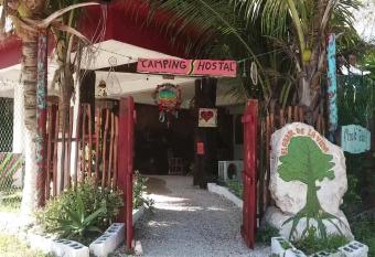 Near Lake Hostal allows 18 year olds to book a room