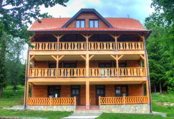 Apartments Zaric has Balcony rooms