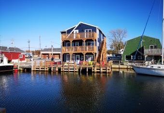 The Inn at Fisherman's cove has Balcony rooms