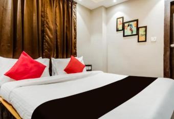 SVR Hotel and Banquet, Patna allows 18 year olds to book a room