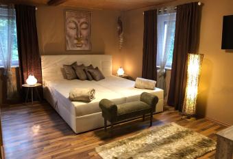 Pension Ba-Bett s allows 18 year olds to book a room