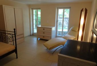 Das G  ste Haus has Balcony rooms