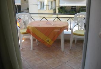 Agalos Studios has Balcony rooms