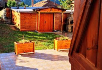 Konak Ramonda Serbika allows 18 year olds to book a room