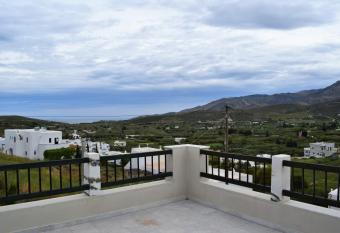 Daniel and Marina has Balcony rooms