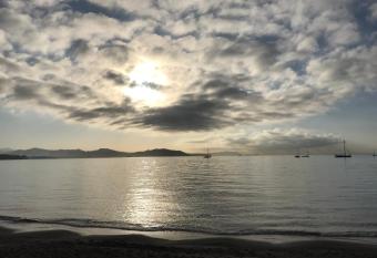 Appartement Le Cosi 2 -bord de mer- has Balcony rooms