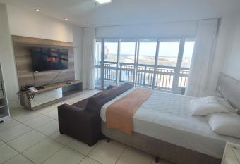 Vision Executivo Express, Vista Esplanada allows 18 year olds to book a room