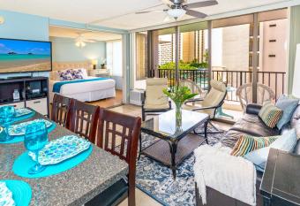 Beautiful 7th Floor Condo with Ocean Views, Parking, WiFi - 1 Block to Beach has Balcony rooms