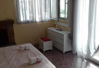 Paris house 1 has Balcony rooms