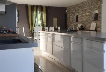 Gite Ardennes allows 18 year olds to book a room