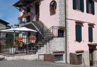 I BARSAN has Balcony rooms