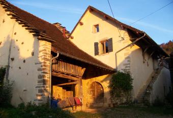 Maison du Rostaing has Balcony rooms