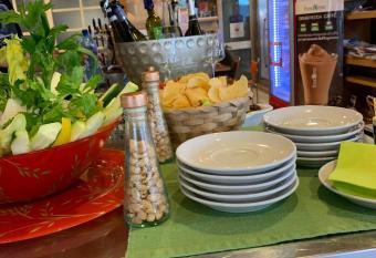 Hotel Piada D Oro has Balcony rooms