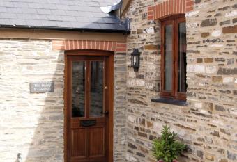 The Dairy has rooms with a private hot tub