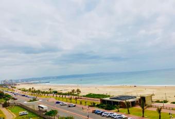 605 Tenbury Beach Apartment allows 18 year olds to book a room