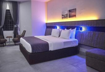 D Stolz has Balcony rooms