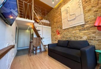 Kyiv Whisky Box Apart-Hotel has Balcony rooms